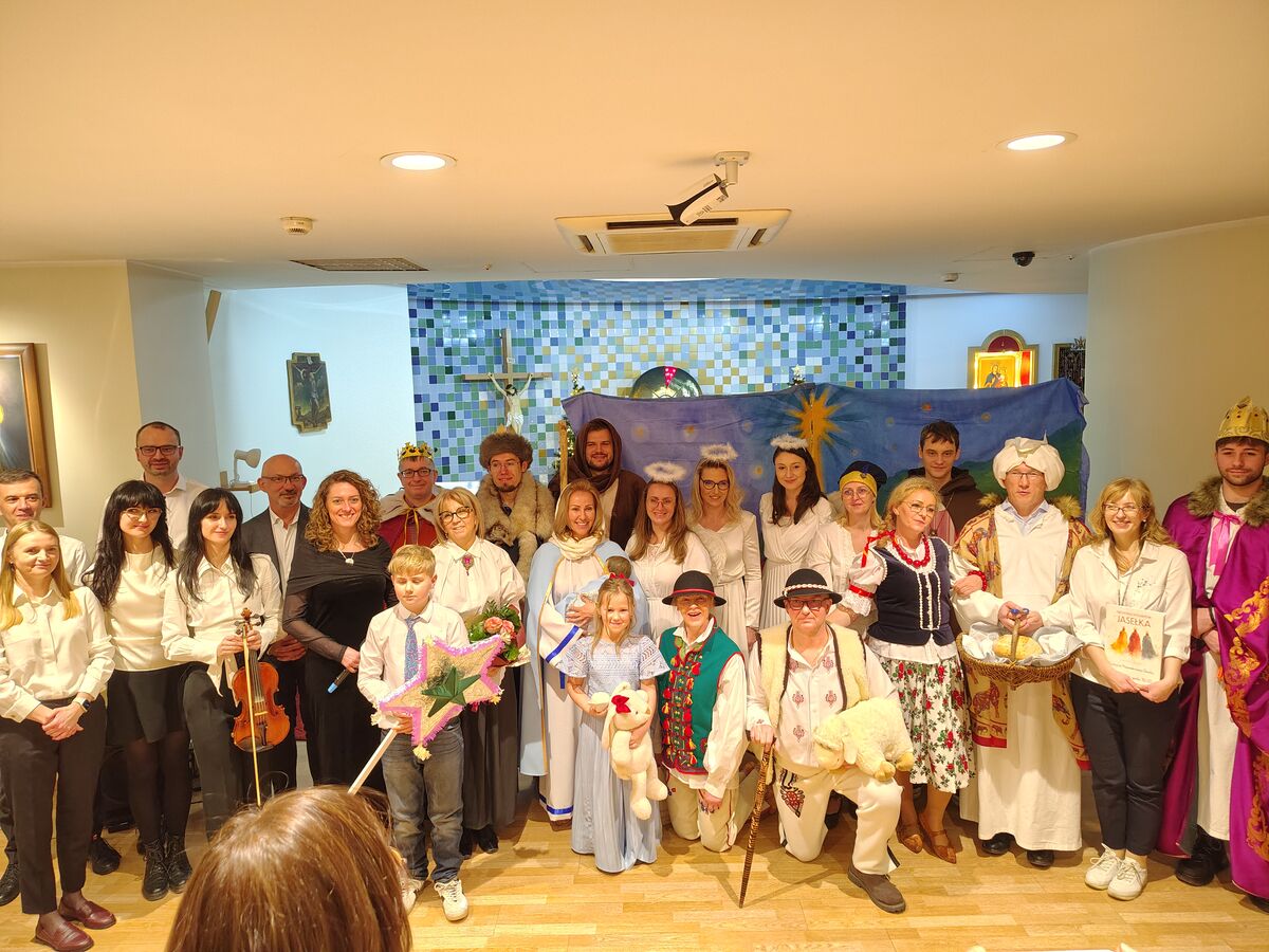 Wyjątkowe jasełka w szpitalnej kaplicy NIO w Gliwicach