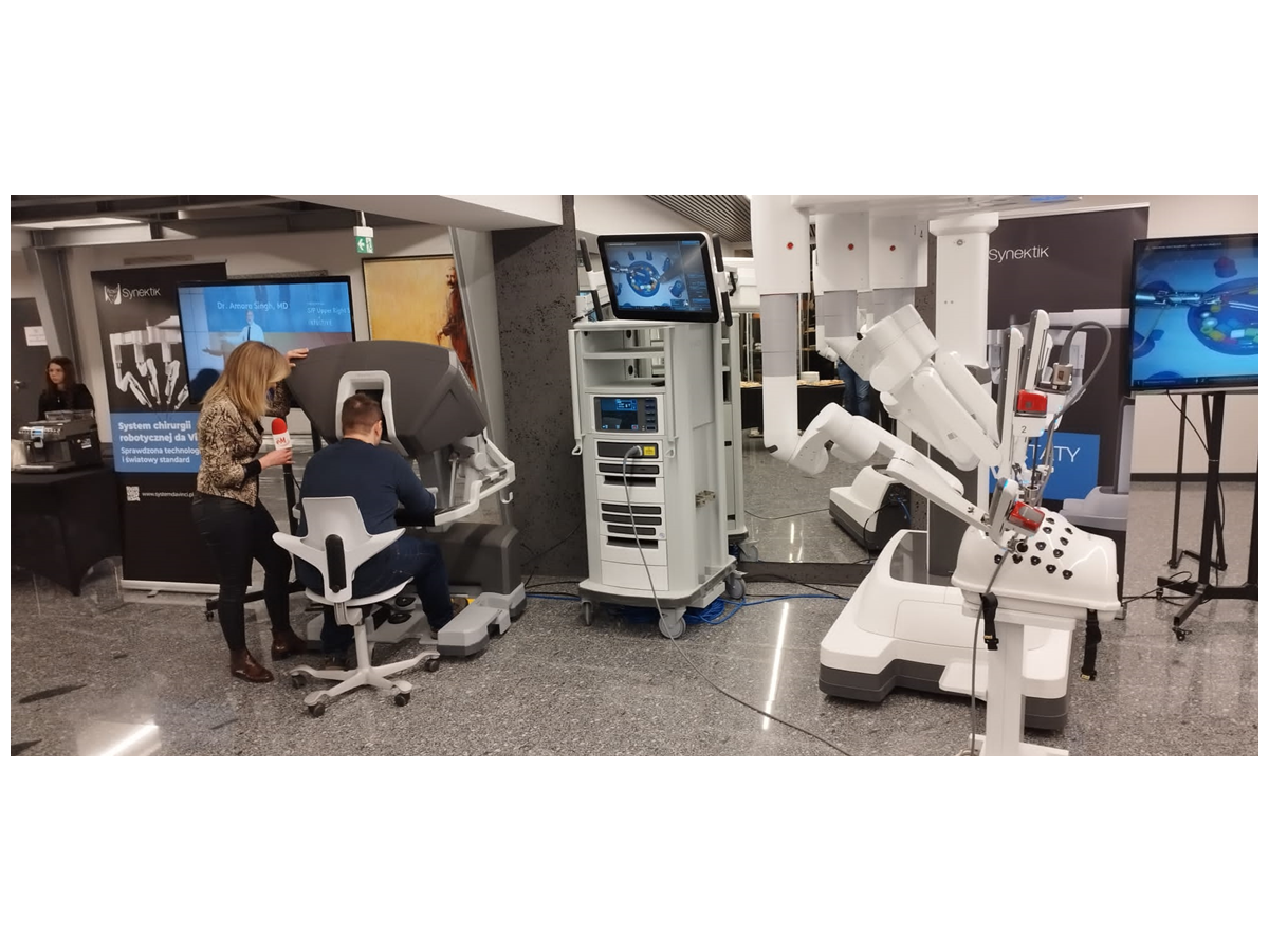 Warsztaty chirurgii robotycznej w ŚIL 
