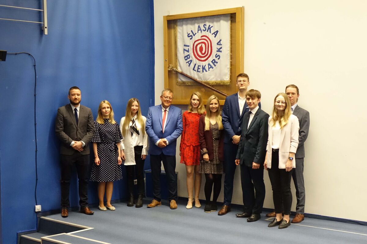 Młodzi lekarze nagrodzeni